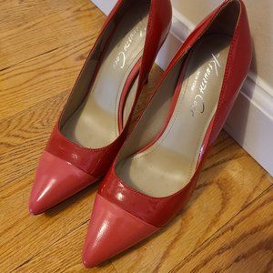Kenneth Cole Bon-Ita High Heel pumps